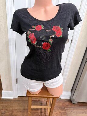 GUESS Los Angeles Black Rose Logo Graphic Tee Y2K Scoop Neck T-Shirt Small